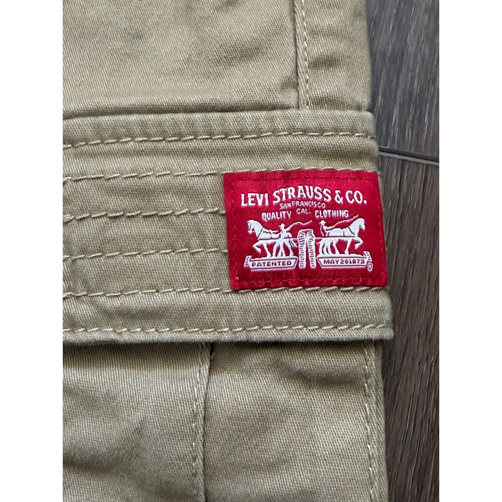 Levi's Boys Size 6 Khaki Cargo Pants Elastic Waist Cargo Pockets - Picture 2 of 5